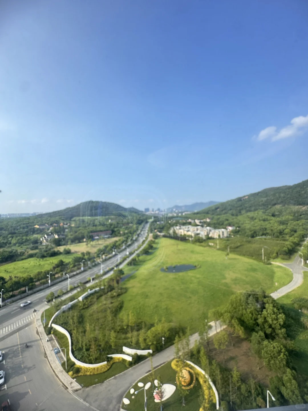 110万入住洋房的现房 依山傍水环境舒适
