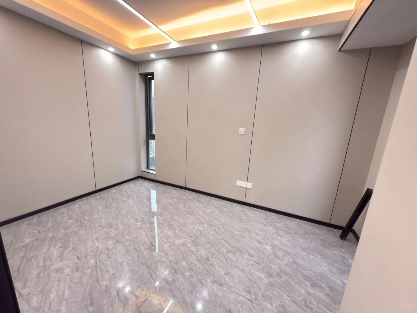 富力城二期、办公写字🏢