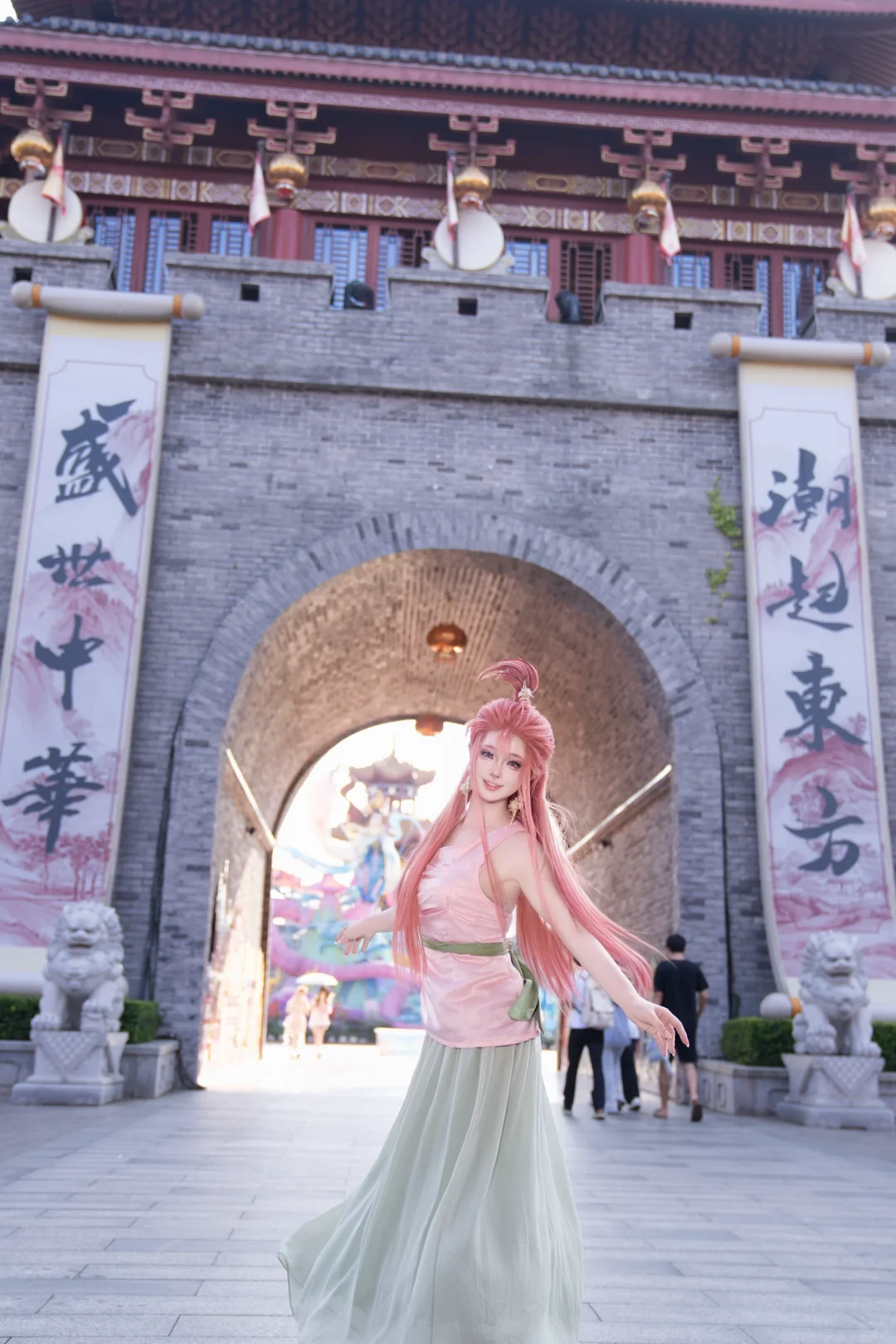 小龙女也上岸来过泼水节咯💧