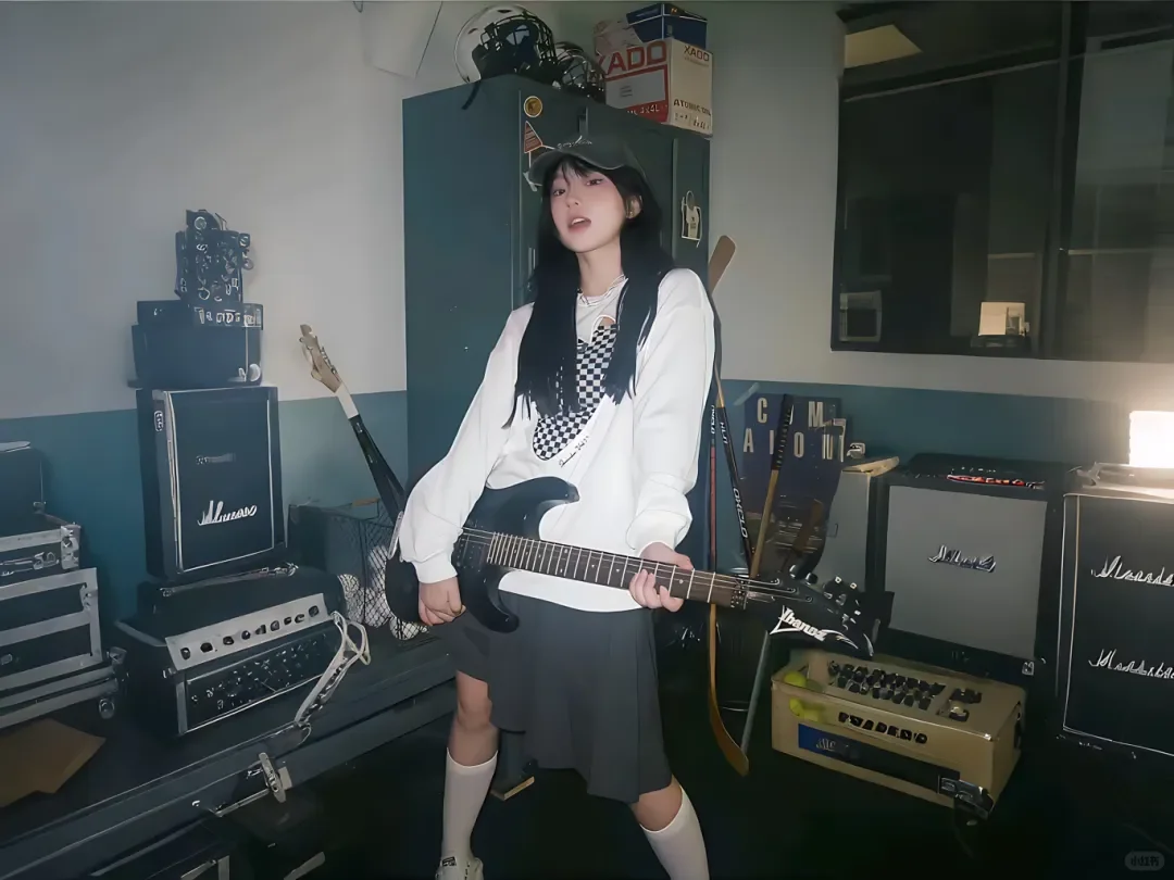 𝙎𝙝𝙖𝙧𝙚电脑壁纸 少女质感