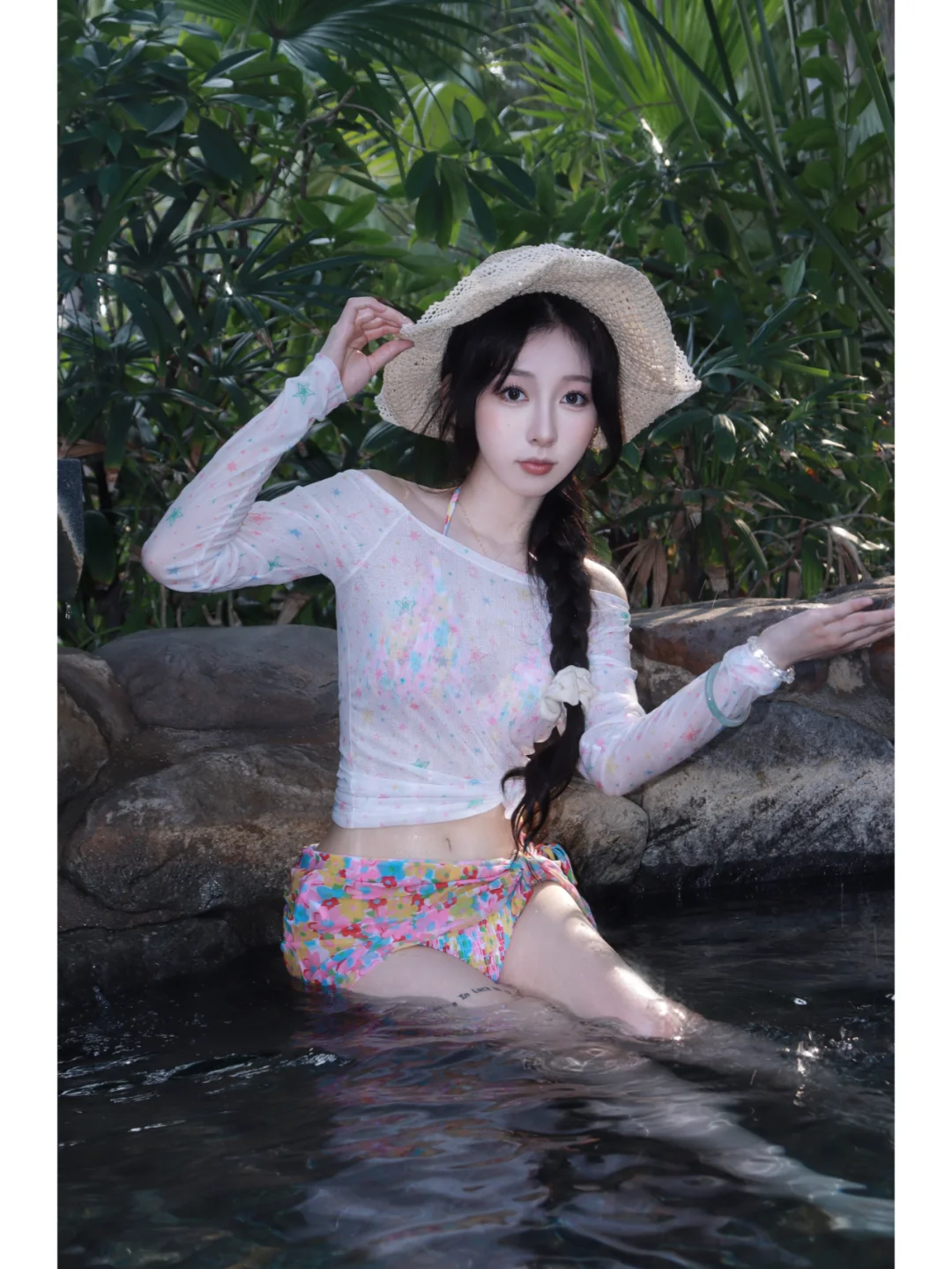 🌊这款碎花比基尼让我在海边美成焦点！