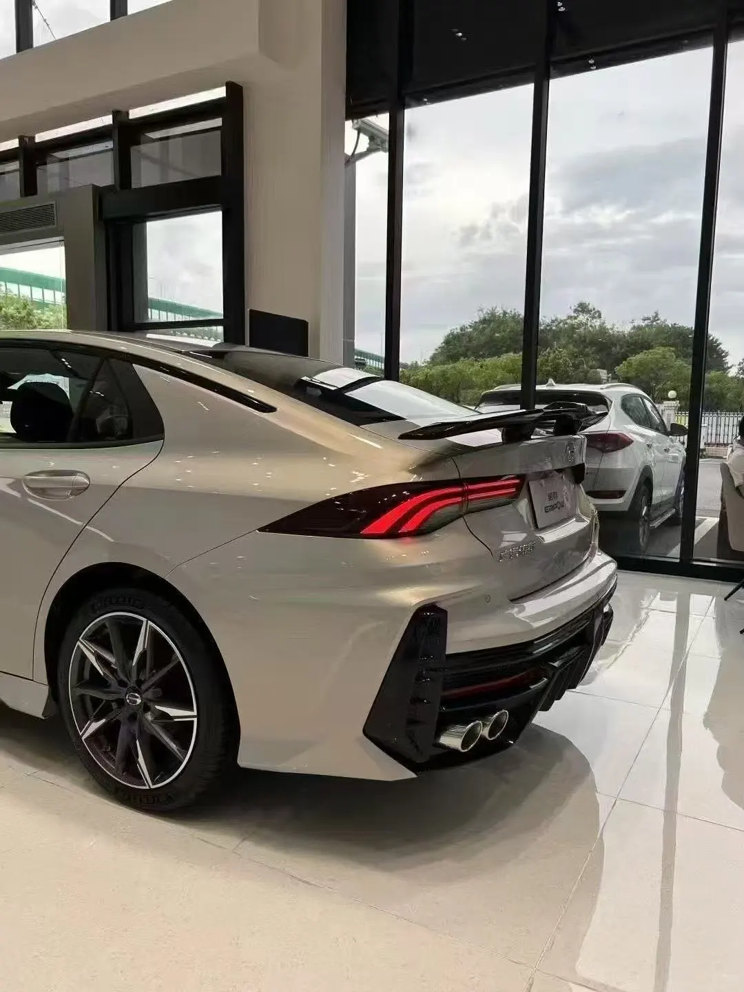 影豹R首付3800就能提？
