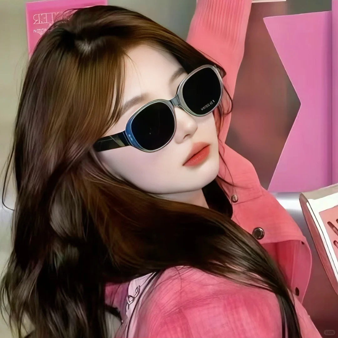 𝓦𝓮𝓒𝓱𝓪𝓽｜明媚俏皮感女头
