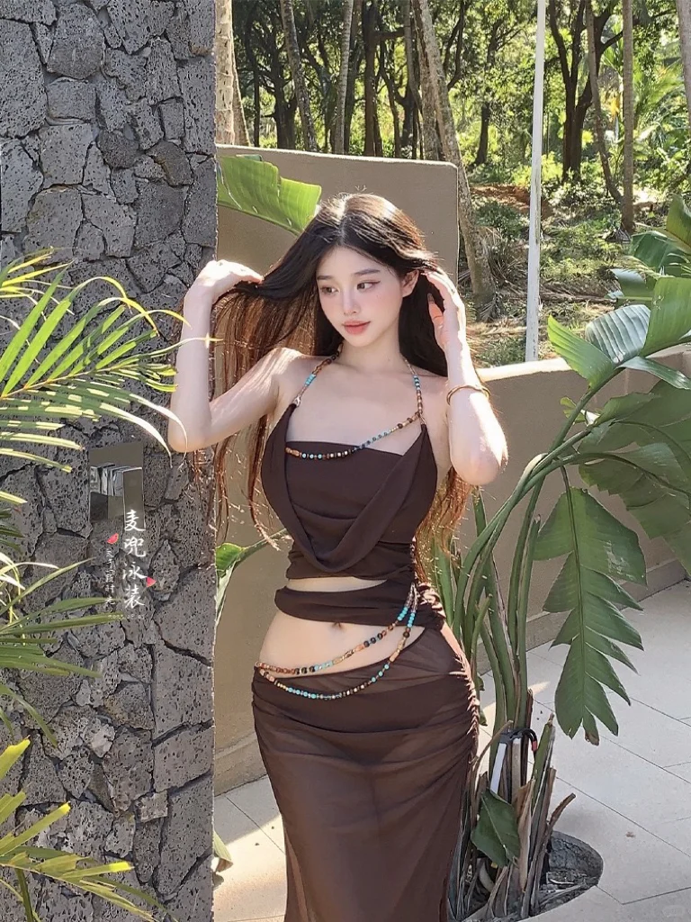 美拉德色系显瘦显白度假泳衣👙超美～比基尼