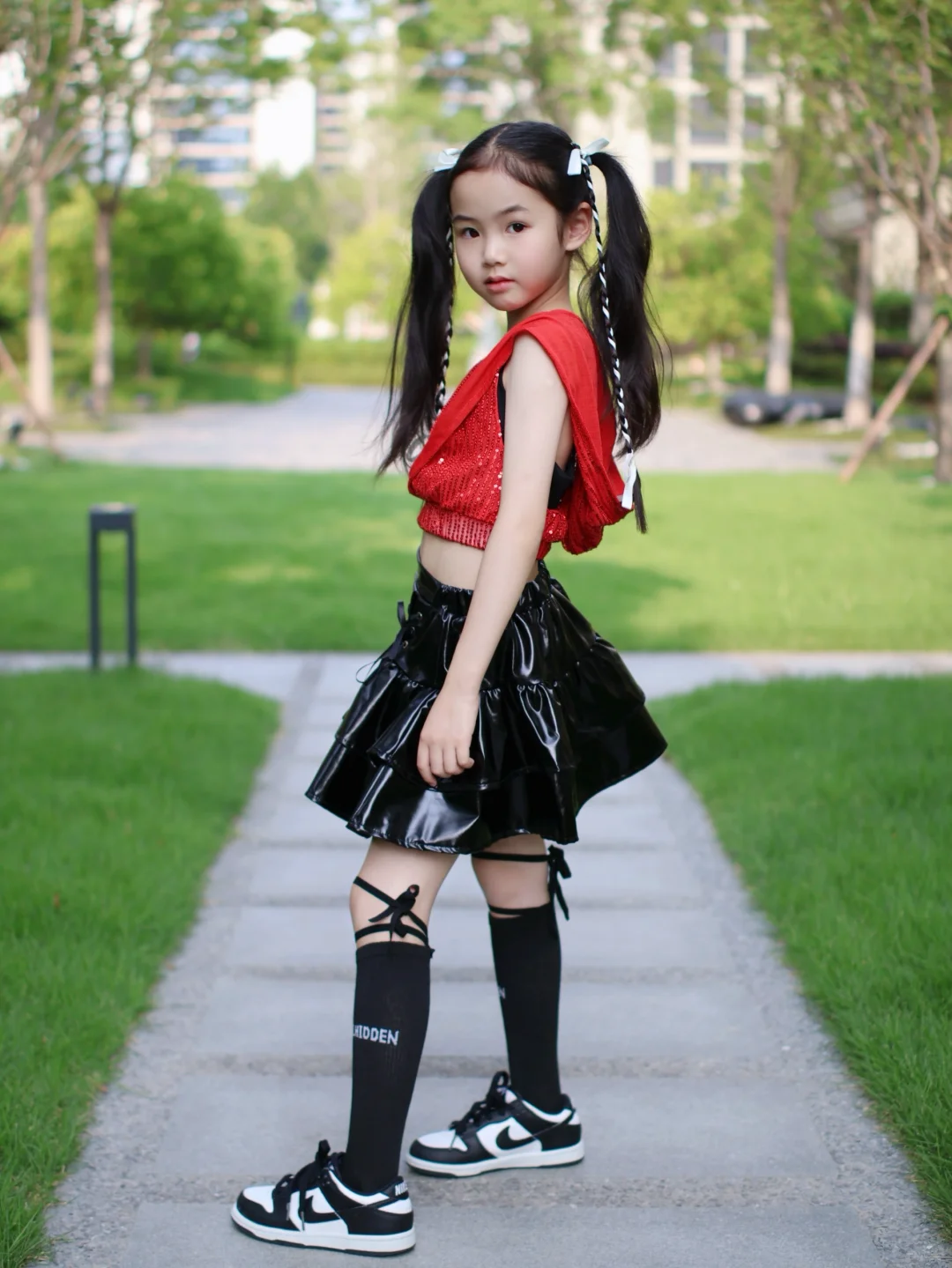 不只是甜妹，她可是有腹肌的街舞美少女🕶️