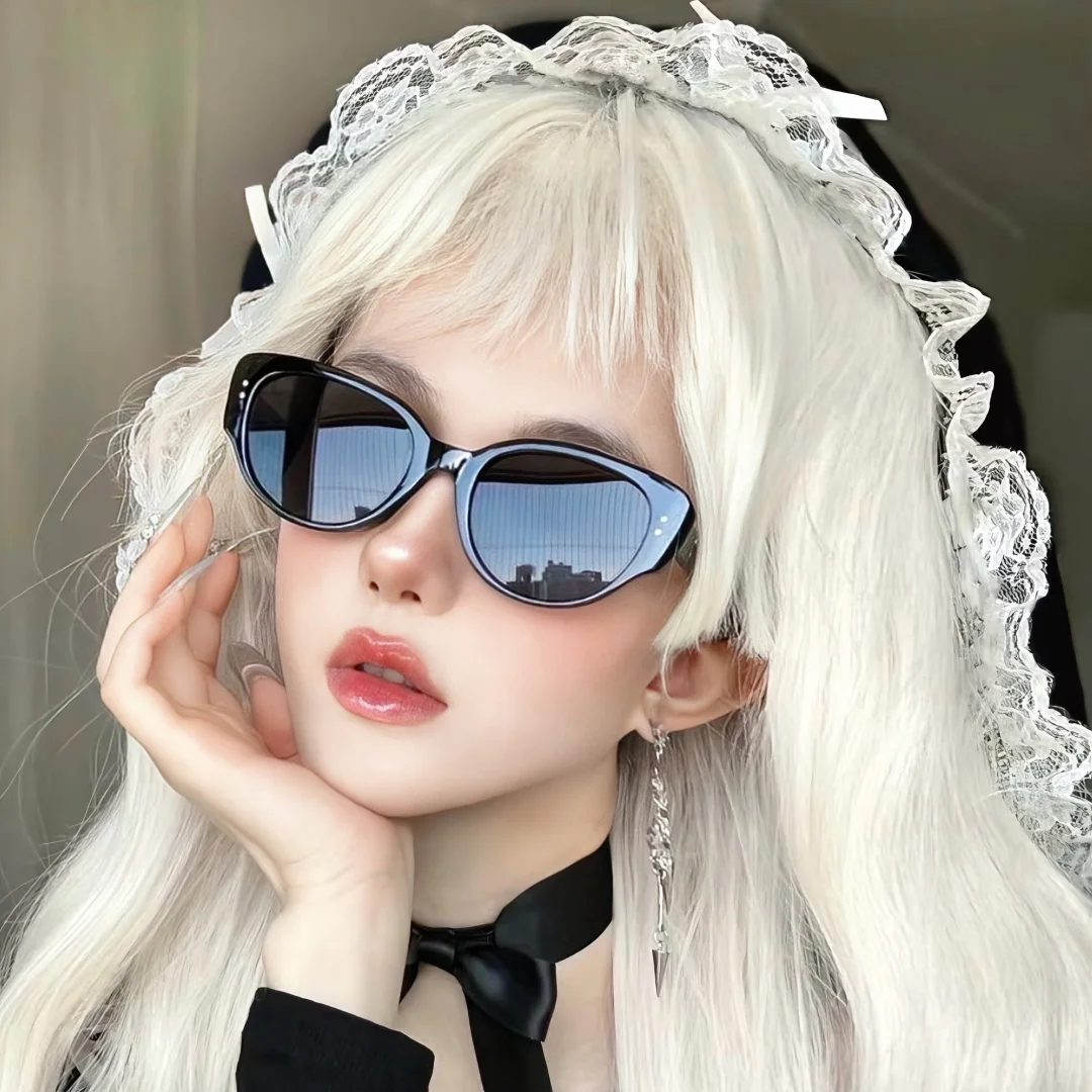 𝓦𝓮𝓒𝓱𝓪𝓽｜明媚俏皮感女头