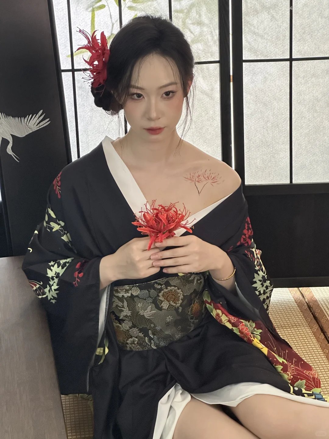 天生的尤物从不欲擒故纵🥀黑道千金写真