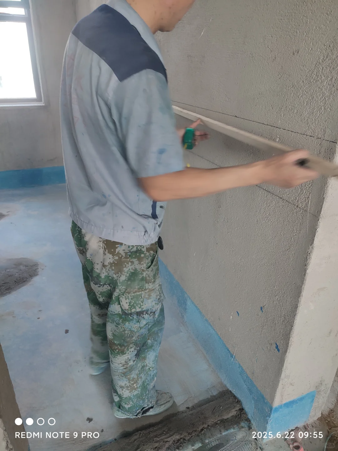待了一天，拍了用丙纶布做防水的过程