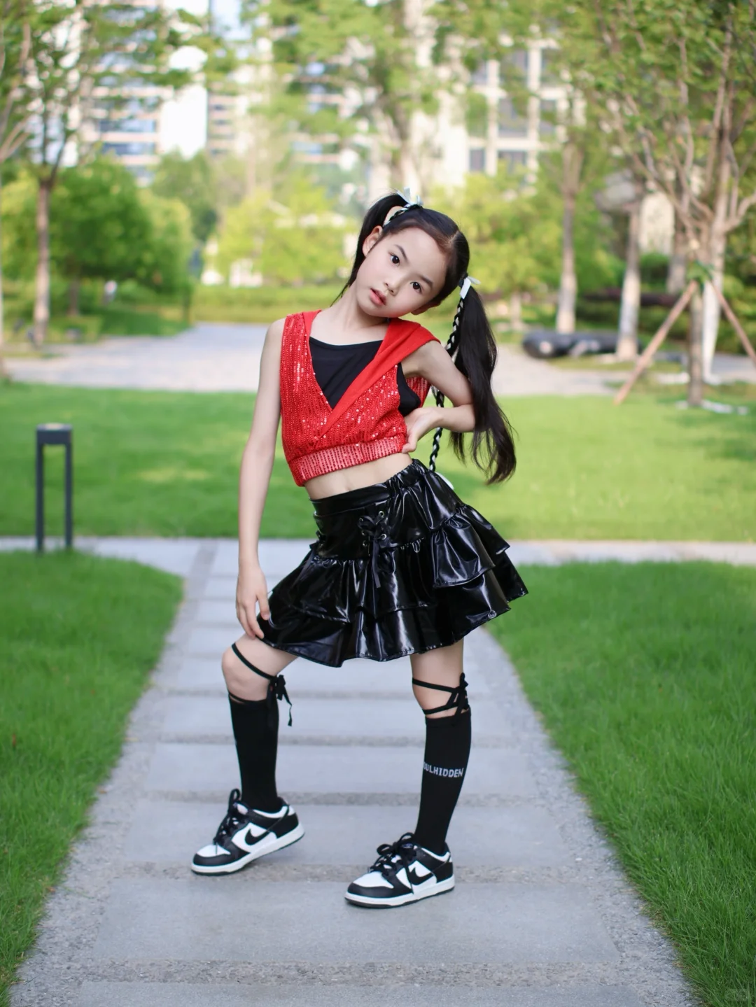 不只是甜妹，她可是有腹肌的街舞美少女🕶️