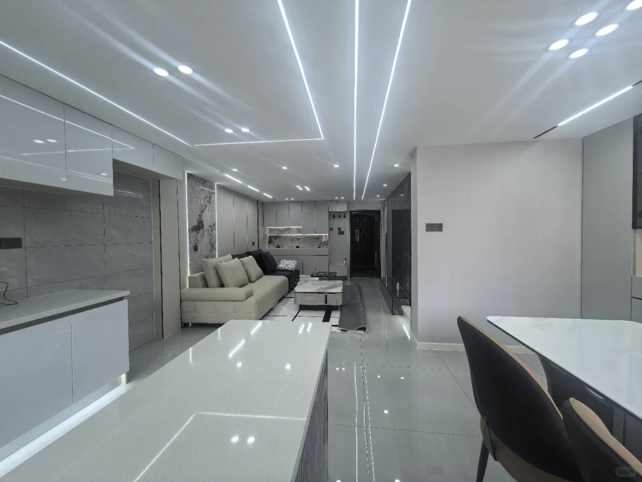 新市区🔥两层复式楼loft 首付10w总价75w