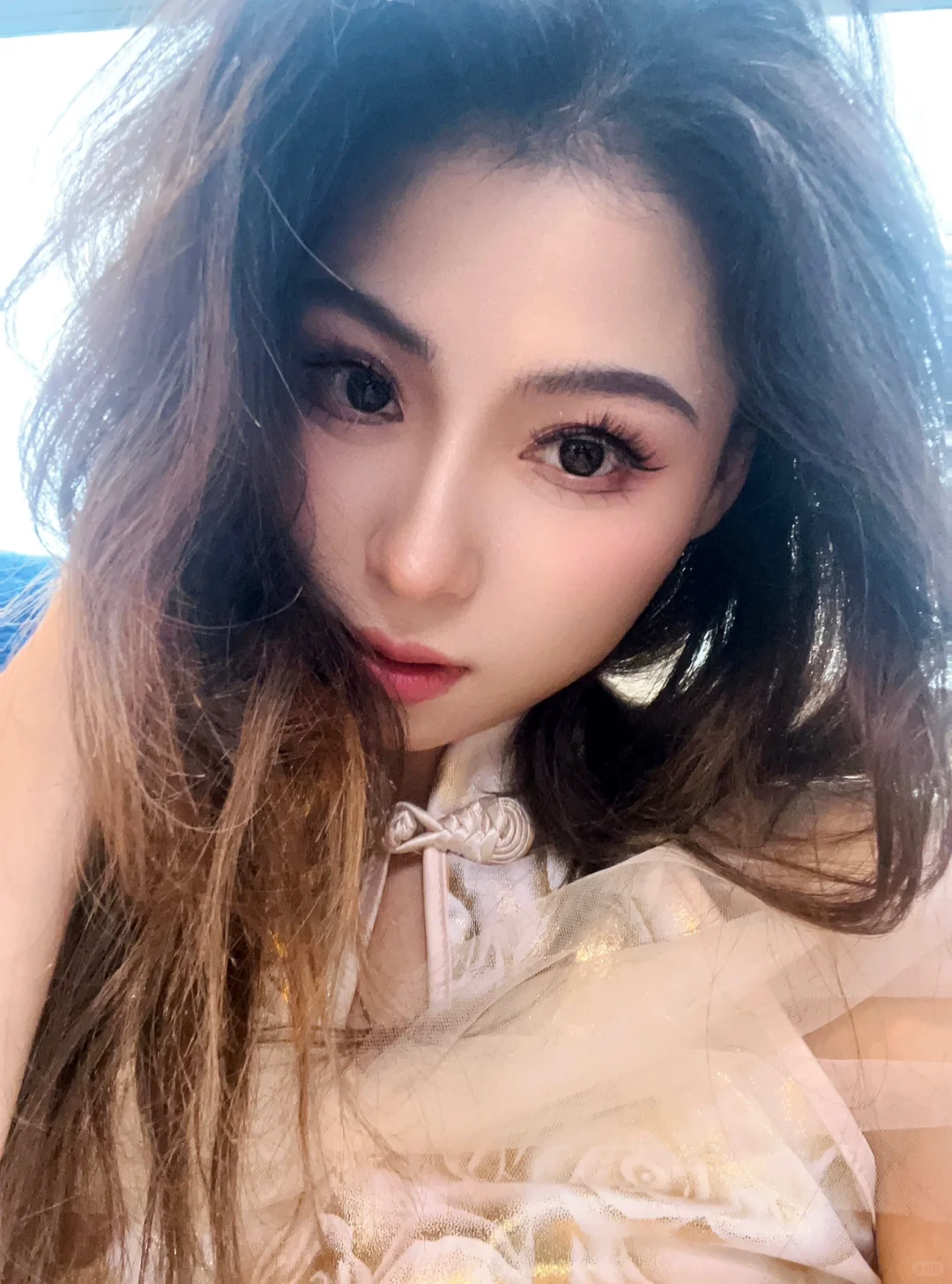 本宫瞧她狐媚劲又犯了