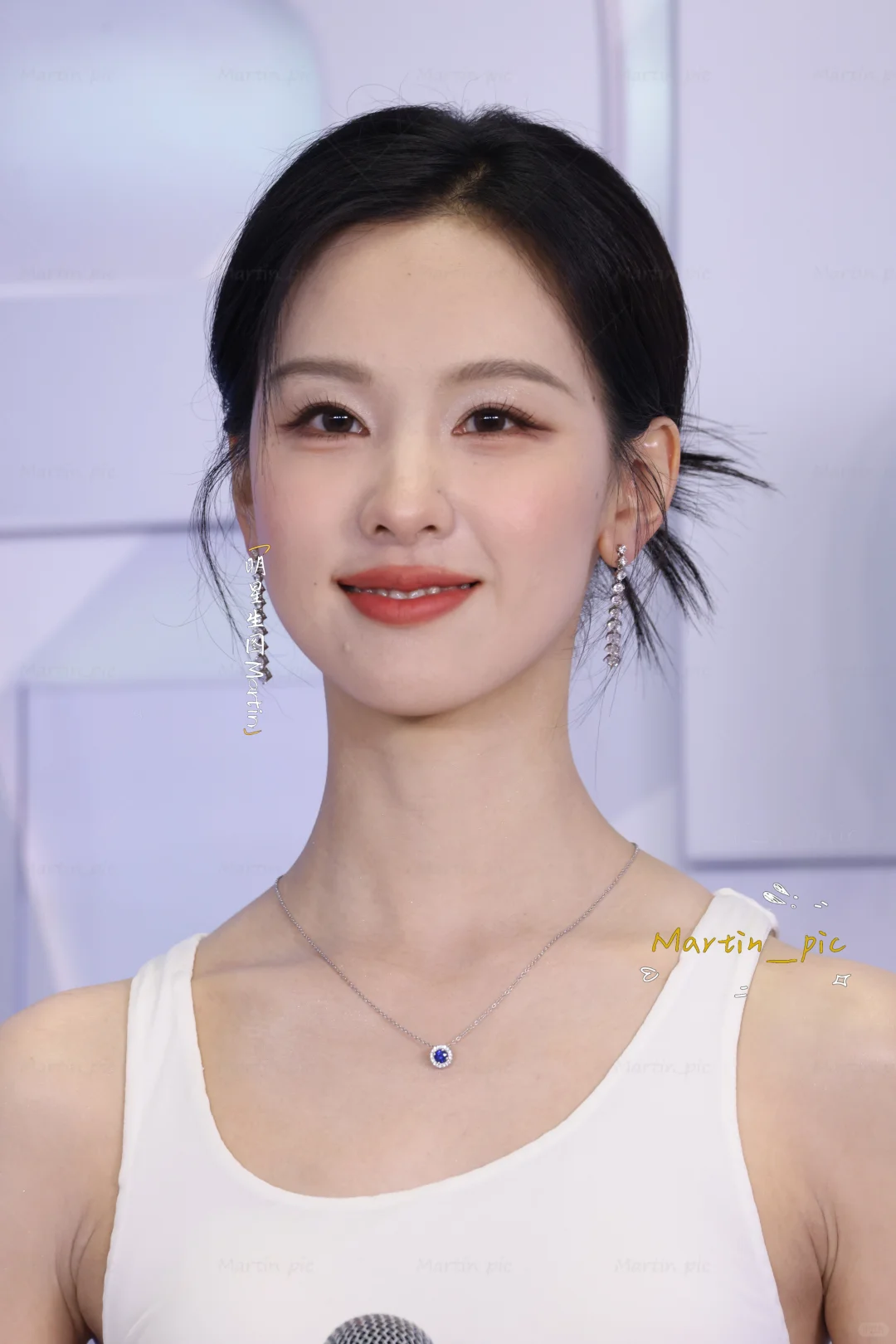 美神降临 陈都灵绝美高清对视还是太权威了