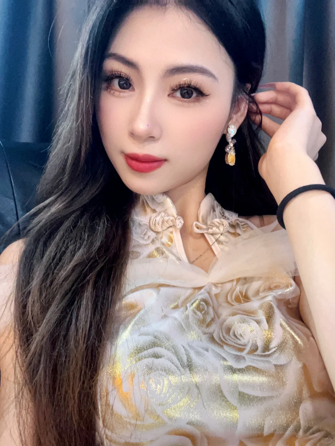 本宫瞧她狐媚劲又犯了