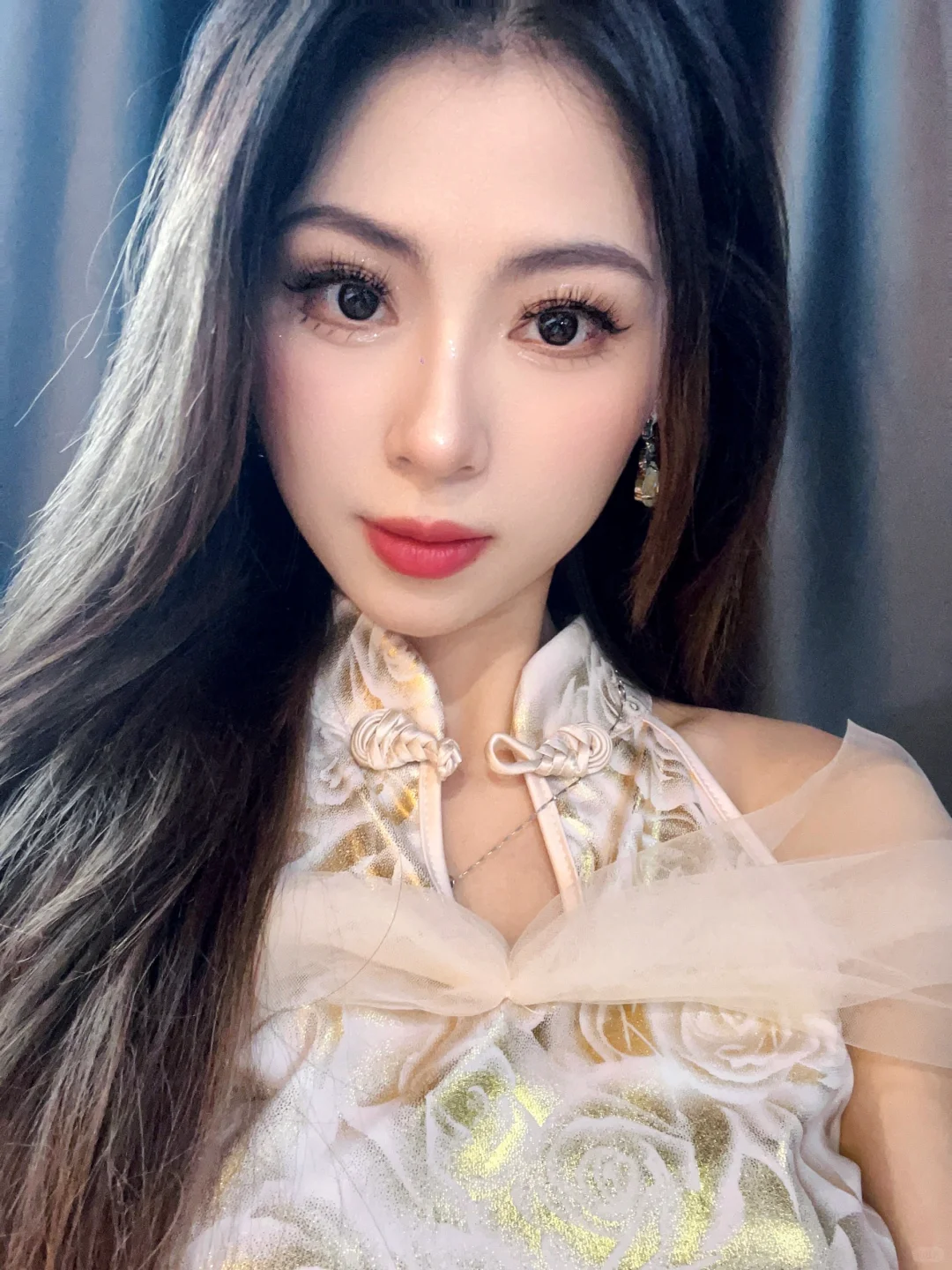 本宫瞧她狐媚劲又犯了