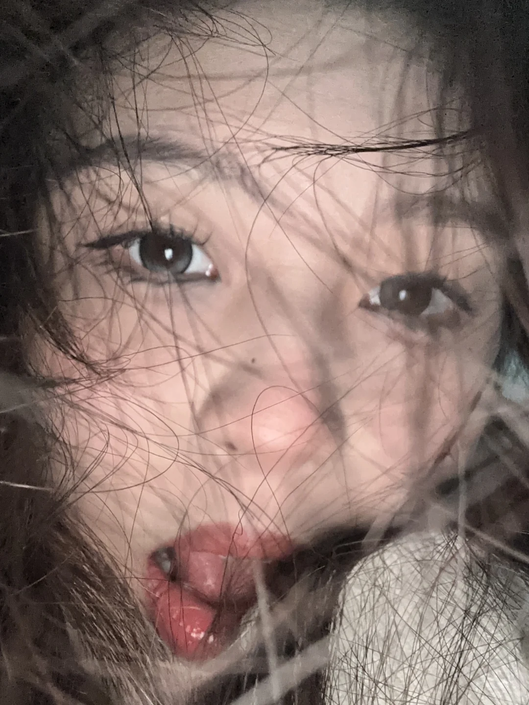 好想被你盯着看🥰
