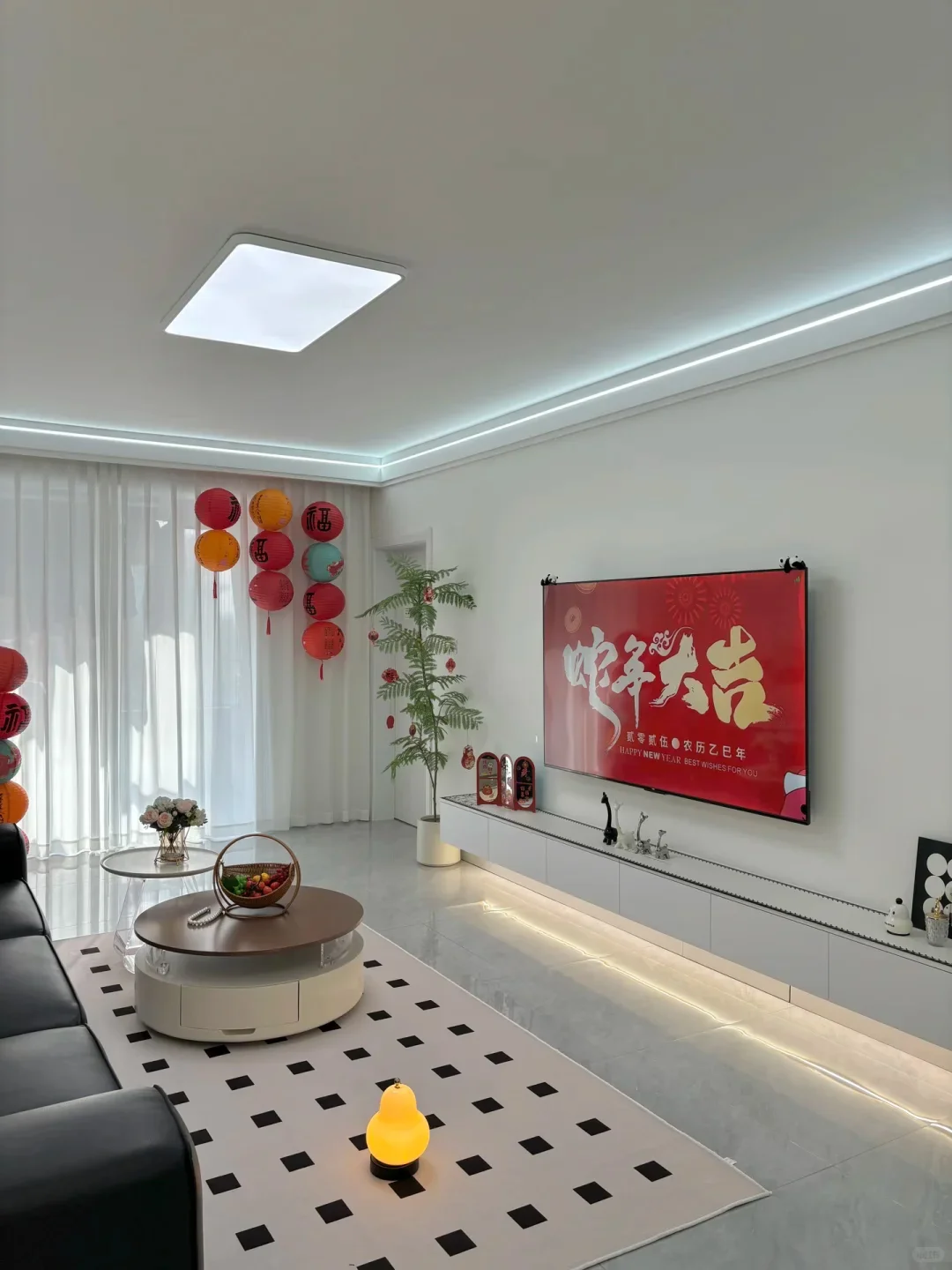 和相亲对象买的第一套房，90平中间户很知足