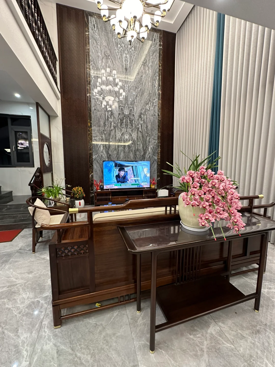 买不起城里的房🏠回村住实现面积自由啦～