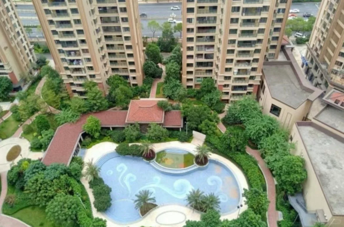 听说小红书可以卖🏠