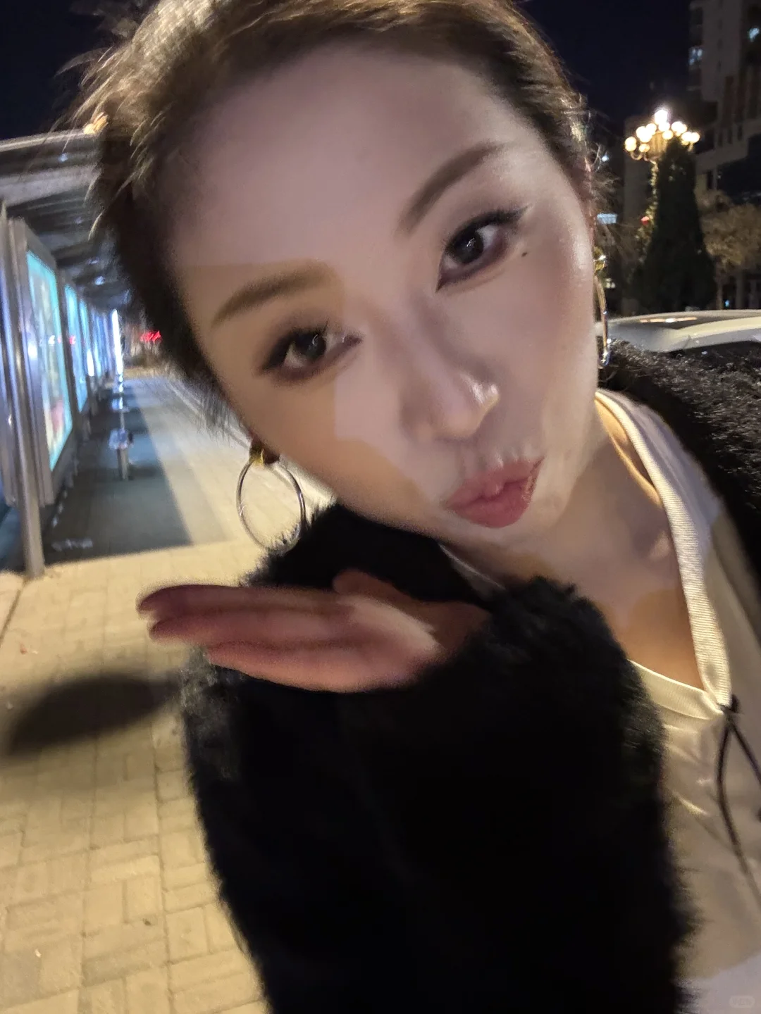 他说我媚眼如丝