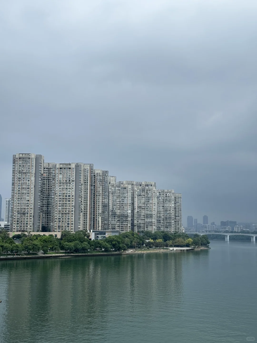 为什么国内的住宅楼交付后，大部分都不好看？