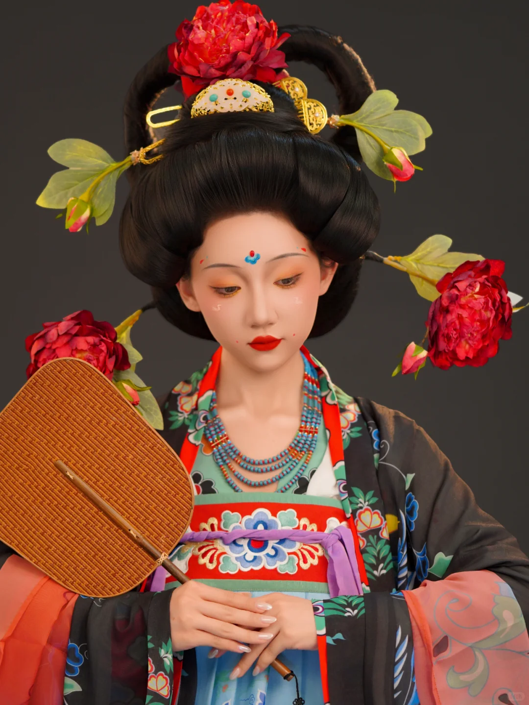 国色牡丹配唐风妆造！把大唐富贵穿在身上：