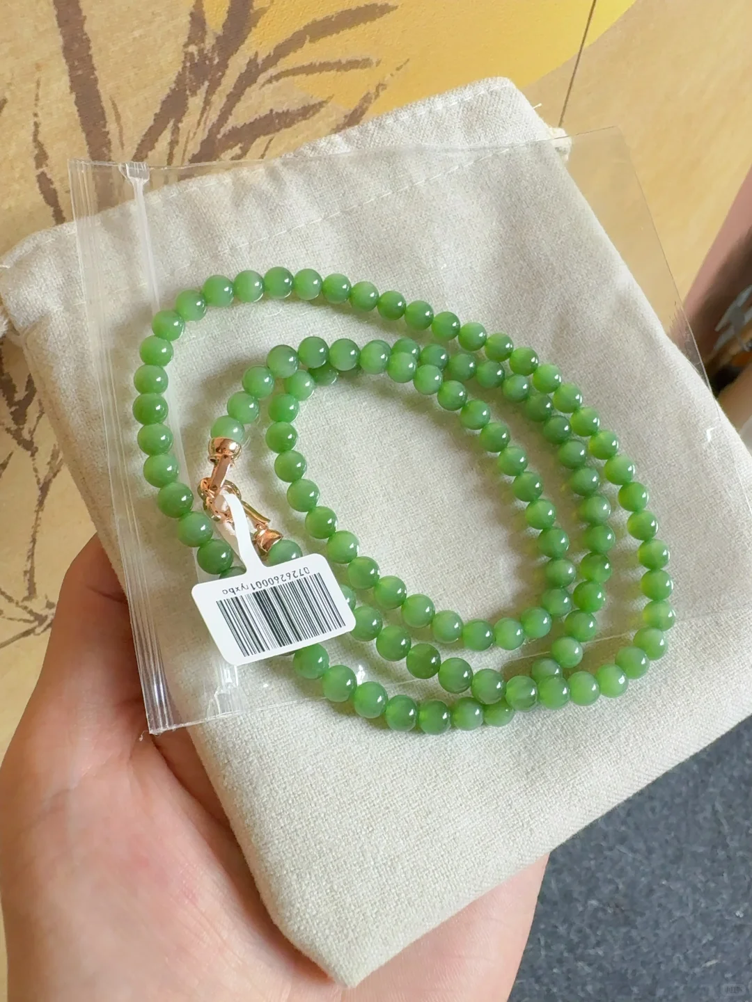 阳绿猫眼6mm，娇艳欲滴碧玉项链