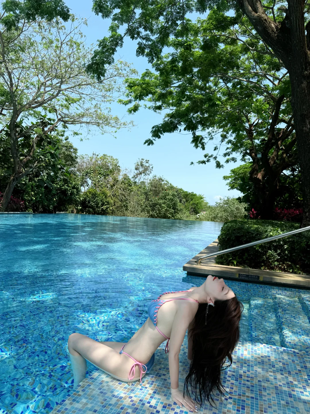 👙三十块的泳衣真的绝了，太出片了
