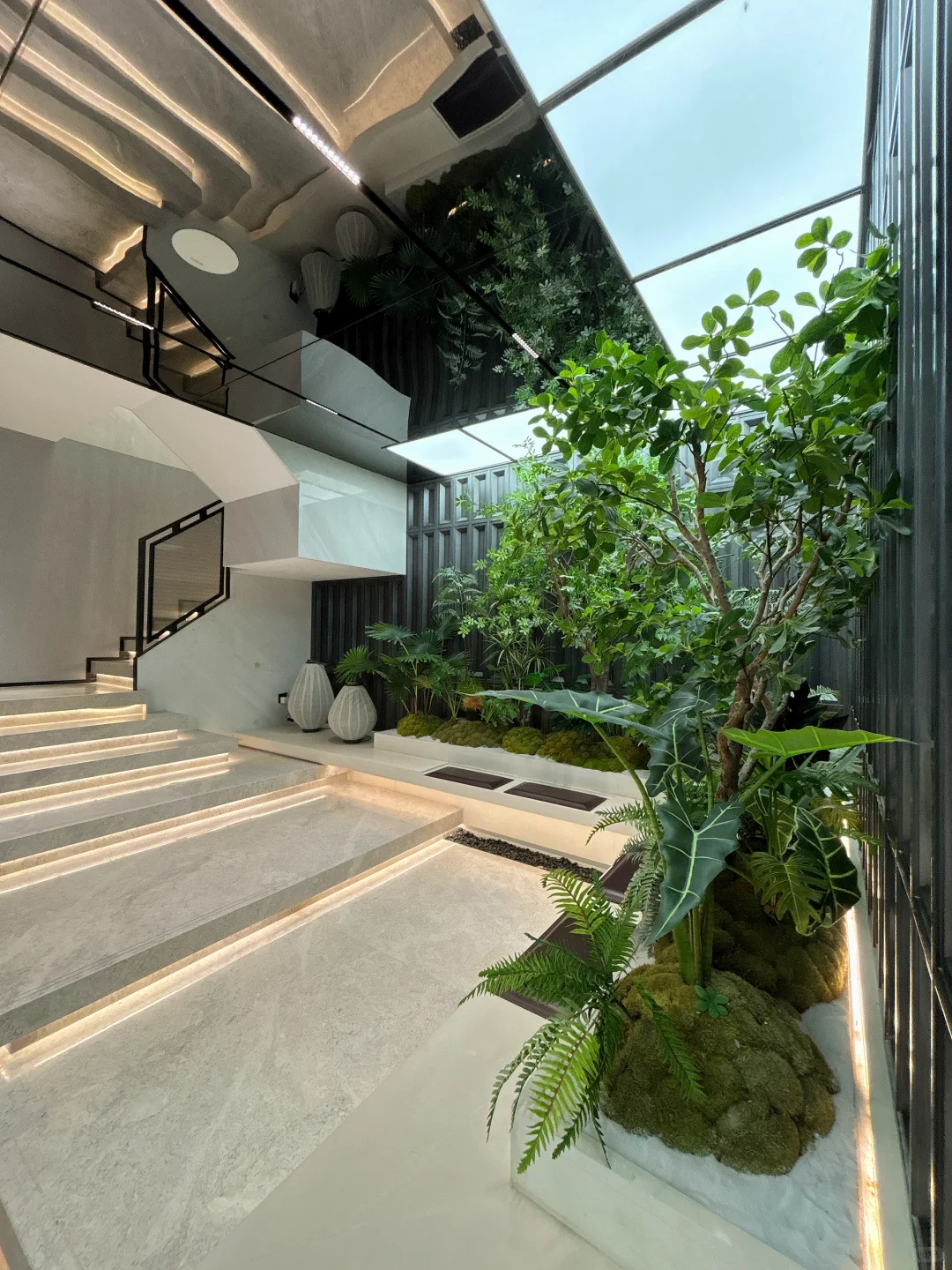 谁不想拥有三环边带花园的大house 呢？