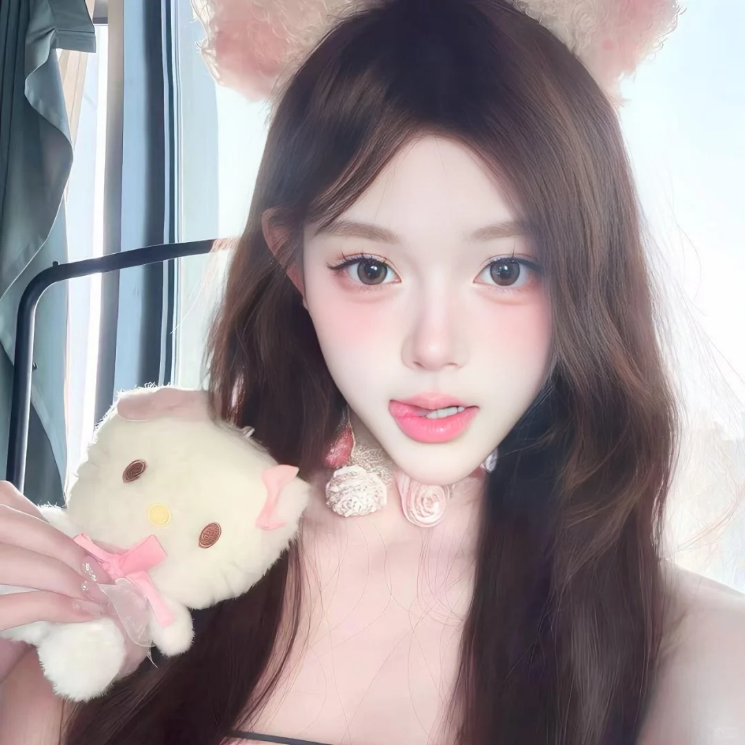 𝑾𝒆𝑪𝒉𝒂𝒕网感甜妹女头、