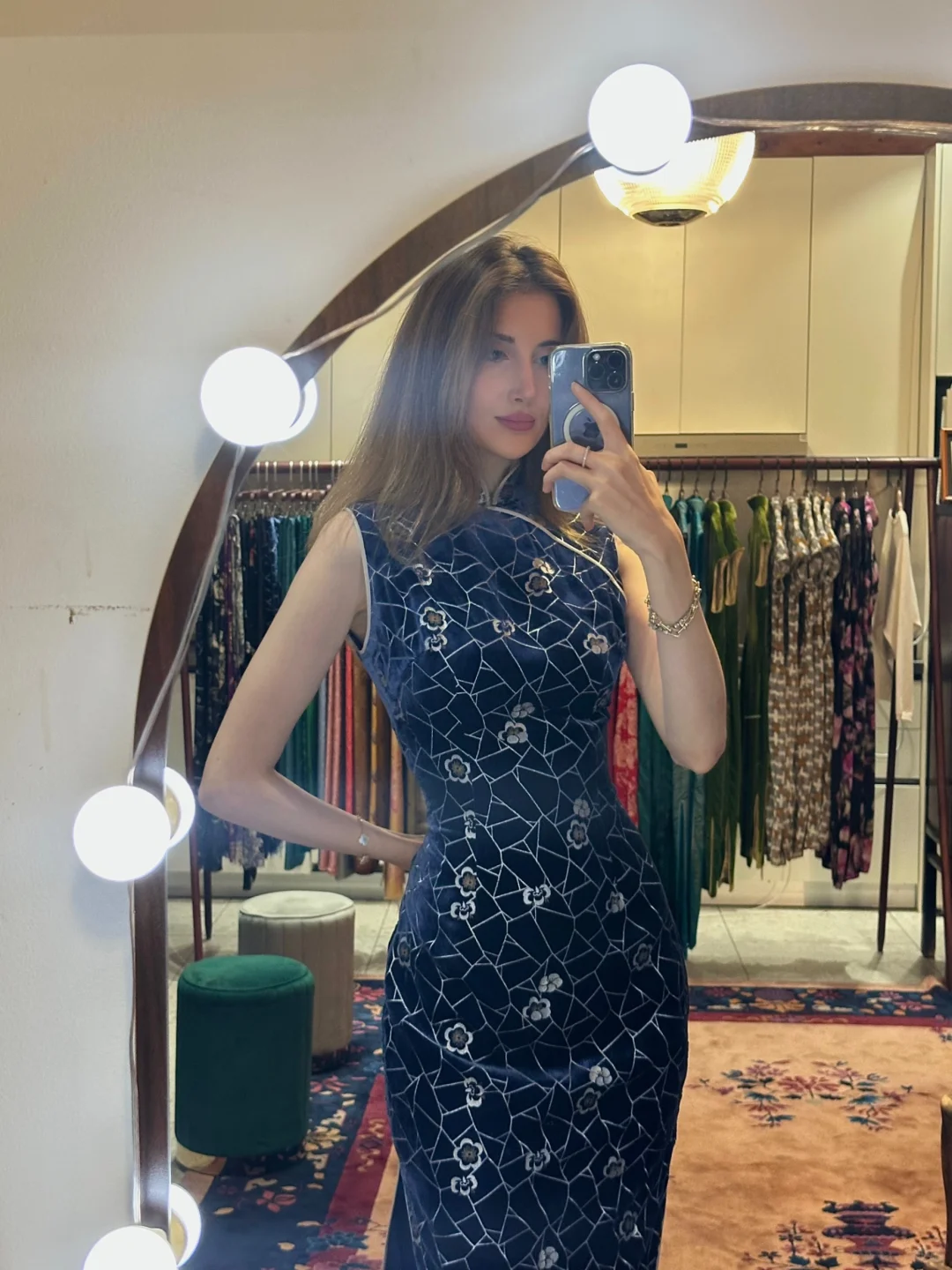 🇫🇷🇨🇳初遇旗袍😍