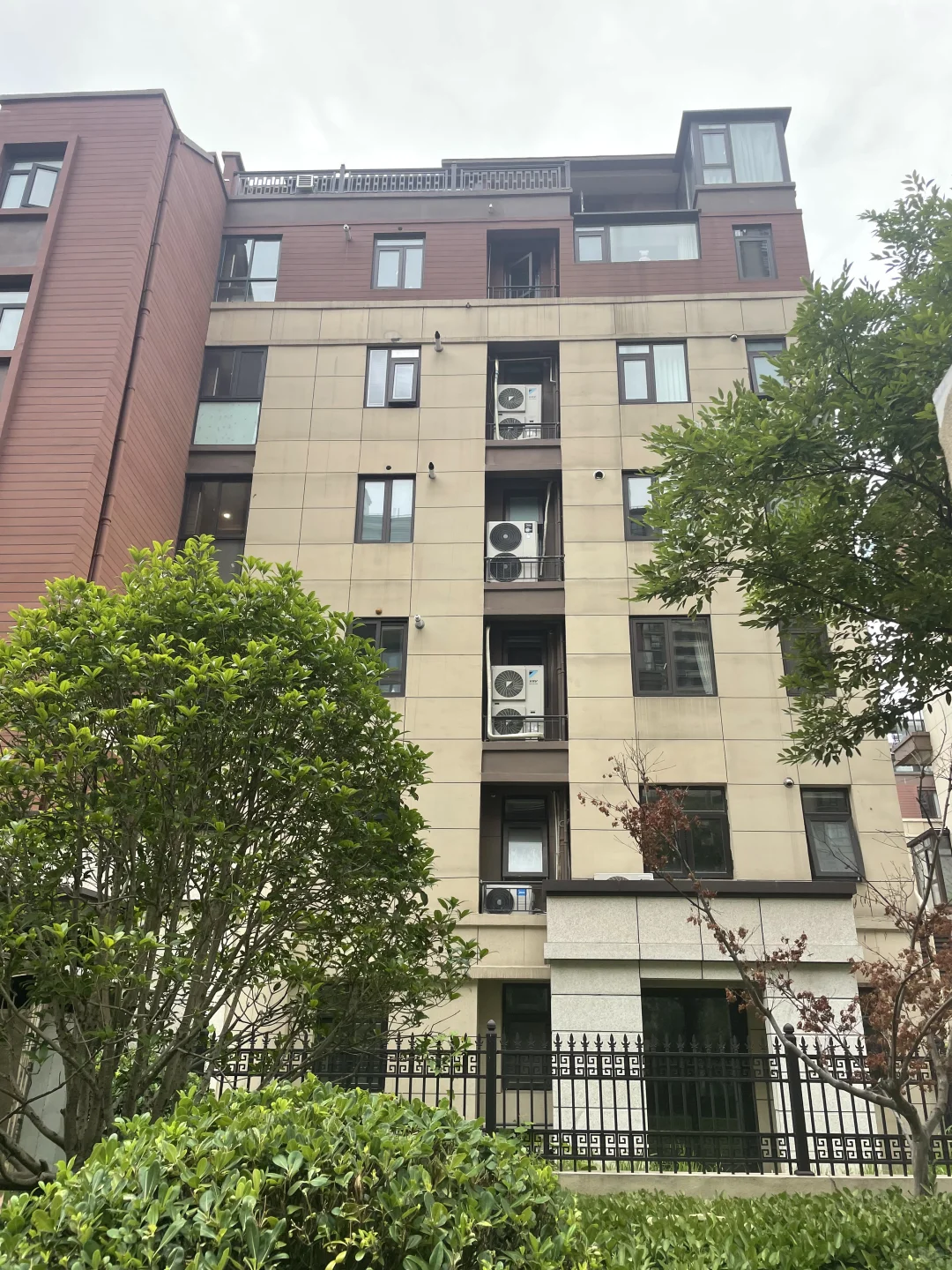 2025当下形势，庆幸当初买的是洋房🏡