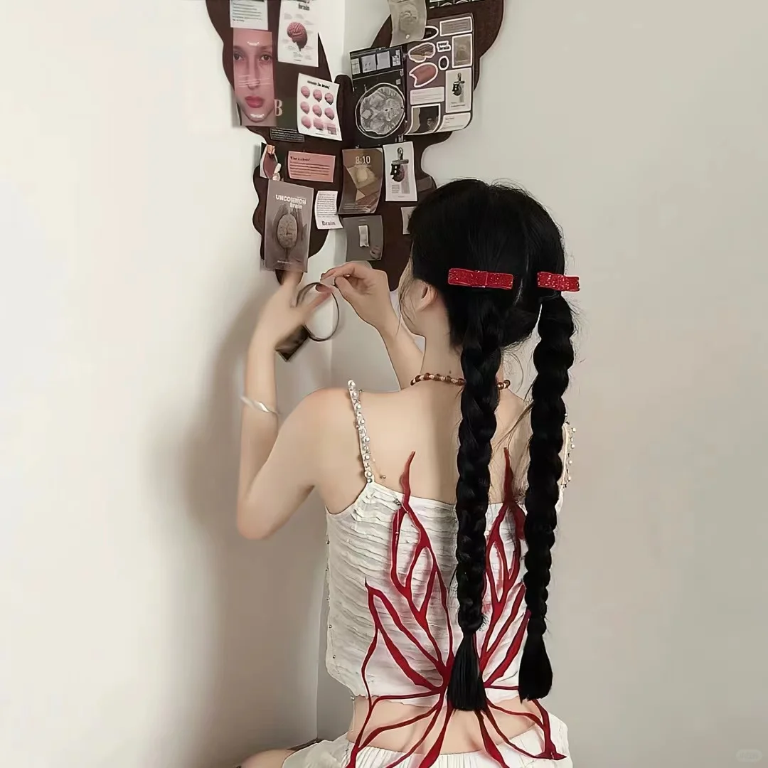 艺术感美女𝙒𝙚𝘾𝙝𝙖𝙩头像
