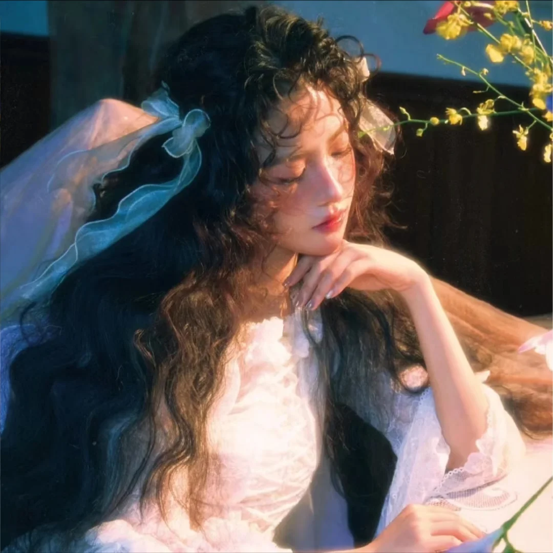 𝙒𝙚𝘾𝙝𝙖𝙩女头//油画女