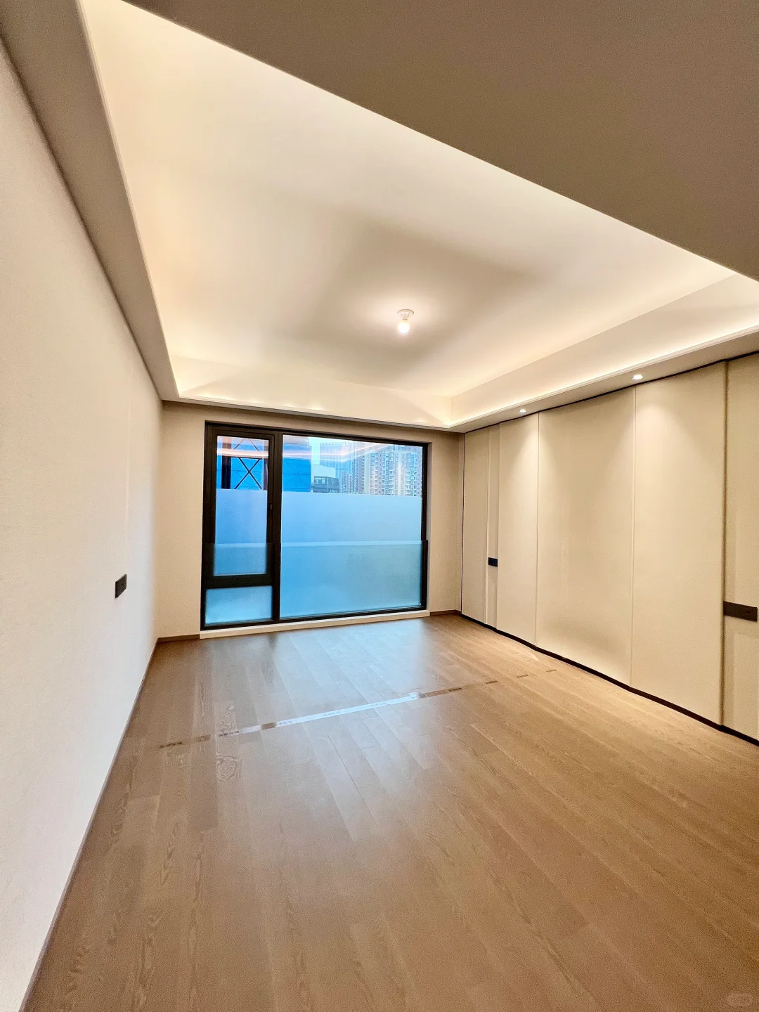 成华东三环套四，一口价175万，地铁200m