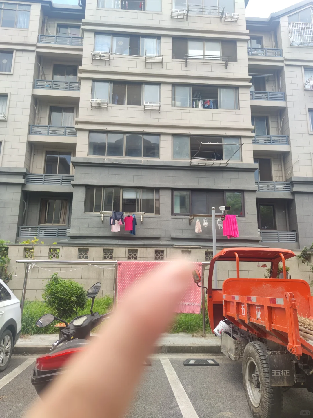 高人帮忙看看户型图，二楼可买否？