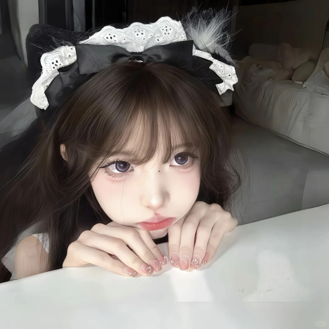 𝑾𝒆𝑪𝒉𝒂𝒕网感甜妹女头、