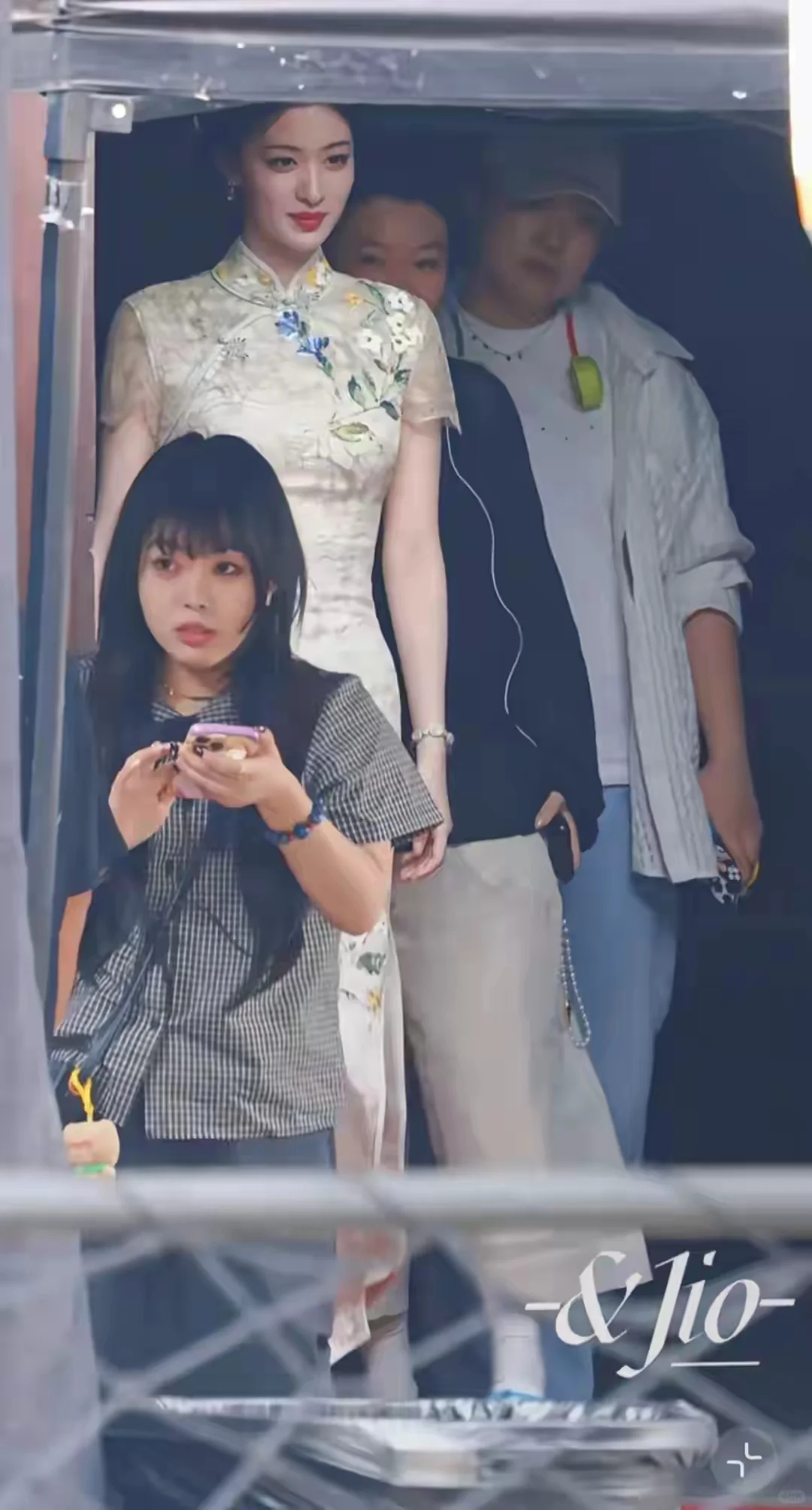 王楚然｜旗袍永远都是最显身材的衣服！❤️