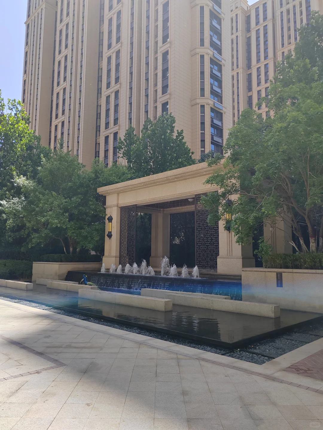 住新小区就是开心，快乐