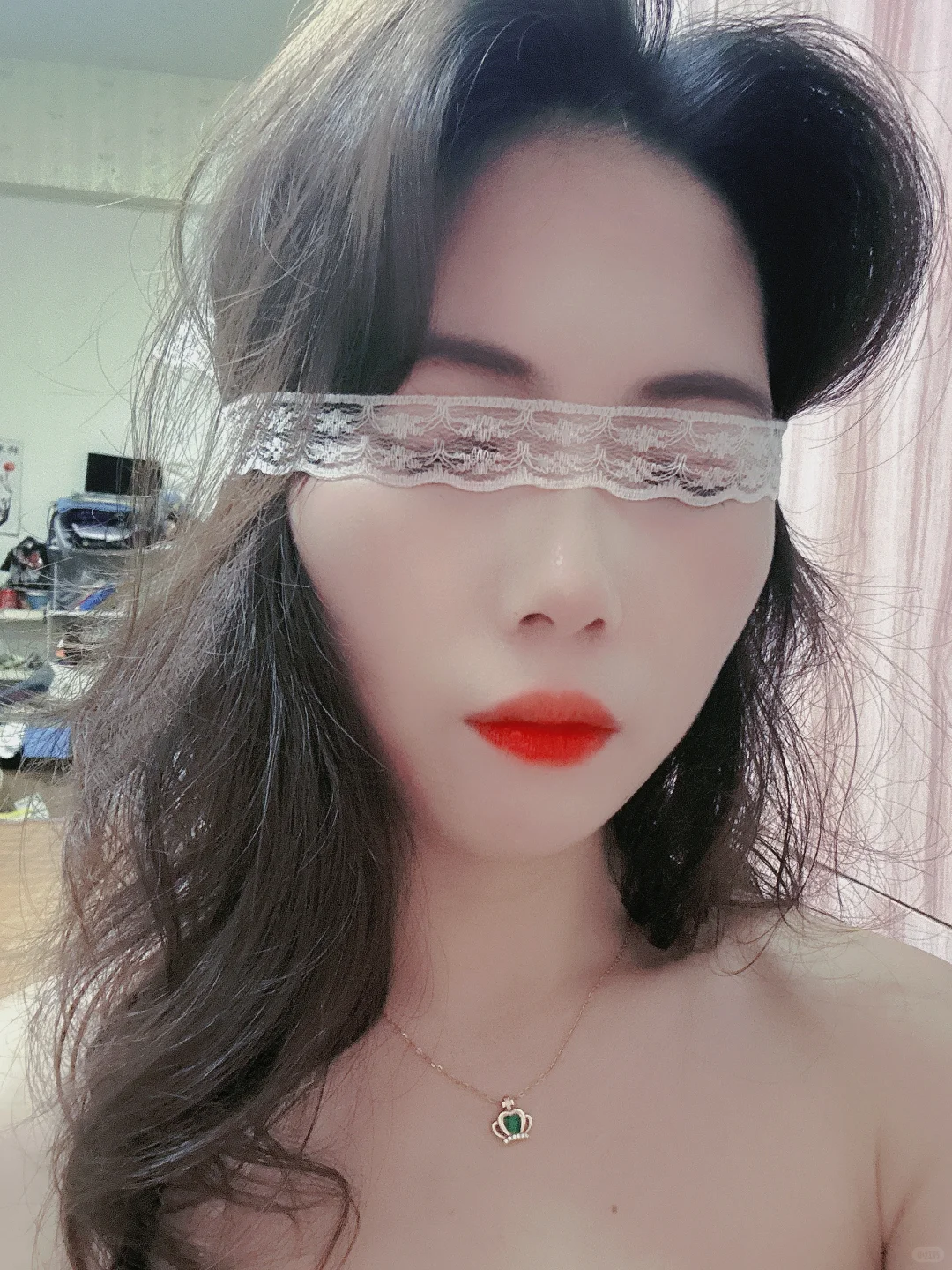 我不爱无聊人间只偏爱你眉眼