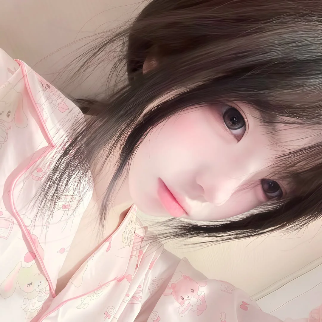 𝑾𝒆𝑪𝒉𝒂𝒕｜纯欲风女頭分享