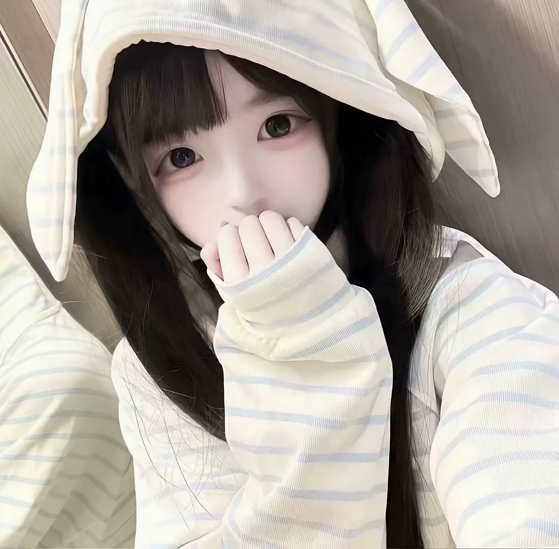 𝑾𝒆𝑪𝒉𝒂𝒕｜纯欲风女頭分享