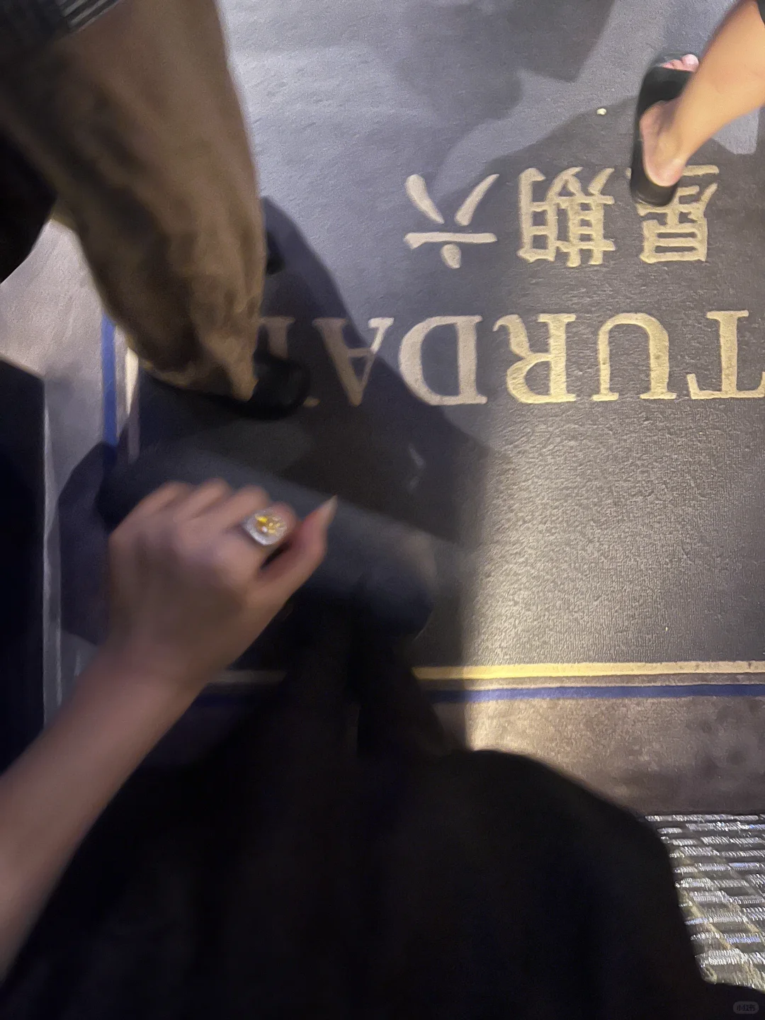 我依旧性感迷人可爱娇俏
