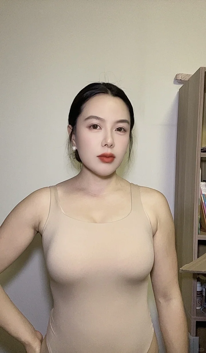 反差感，性感少妇