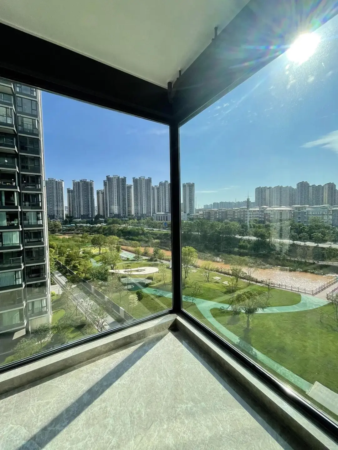 当时320万买入、现在260万出手！全新未入住