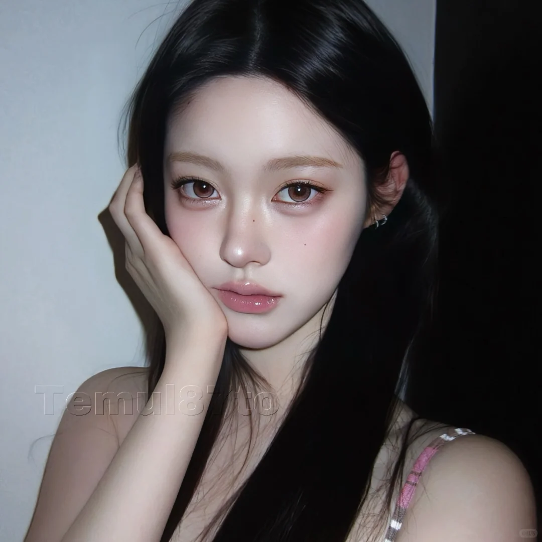 𝑾𝒆𝑪𝒉𝒂𝒕 ｜御姐女頭