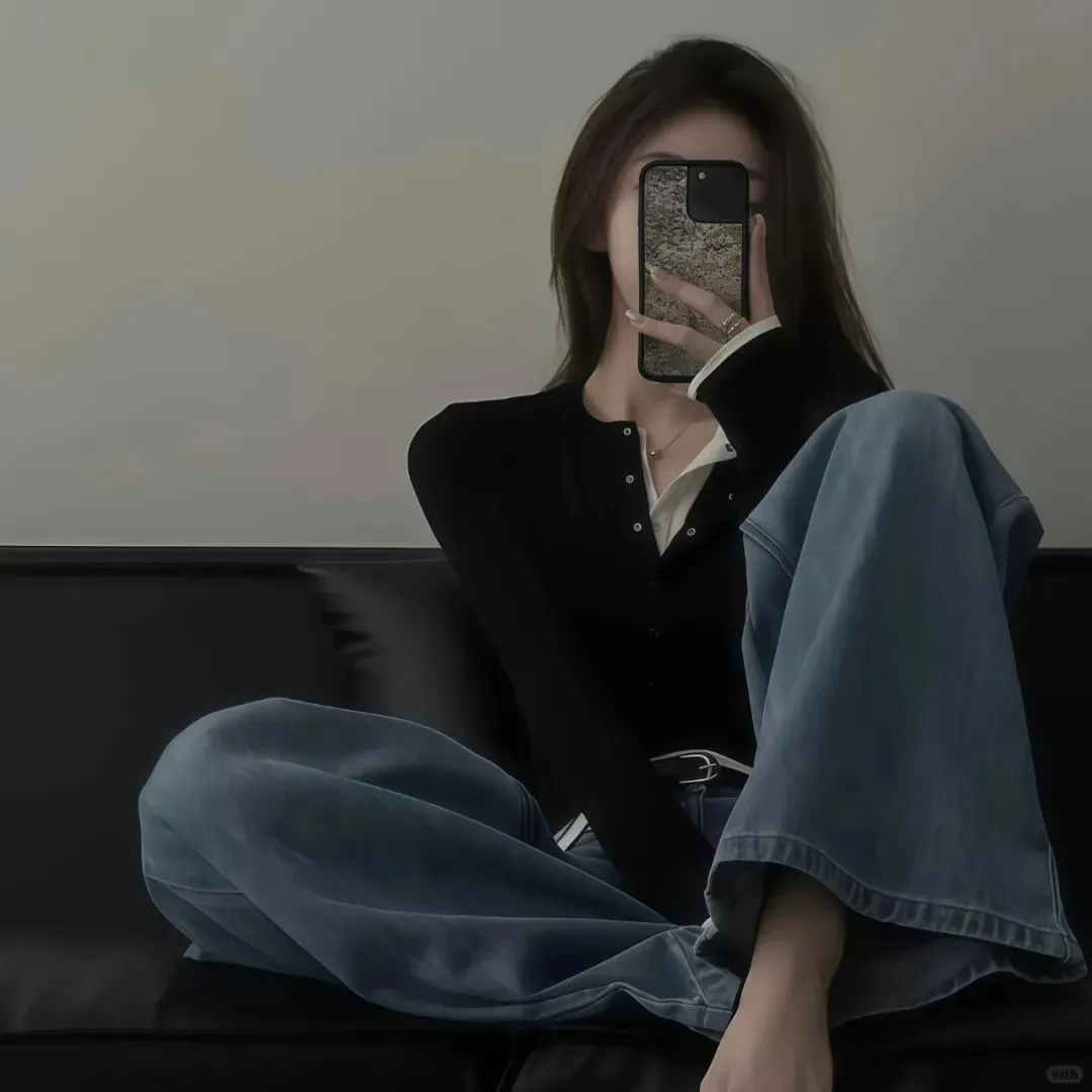 𝐖𝐞𝐂𝐡𝐚𝐭丨很难不爱的高级感头像