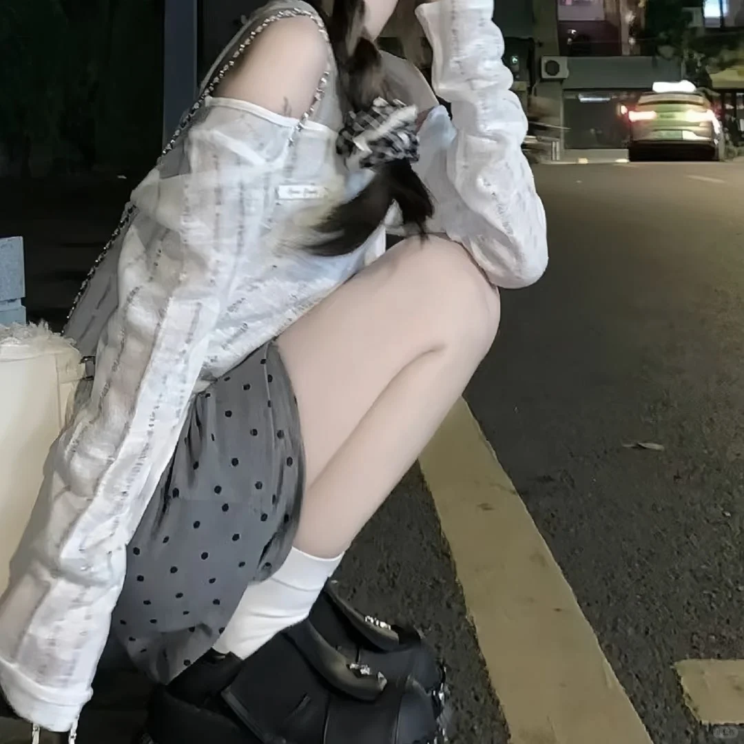 Wechat御姐型不露脸女头2.0版本