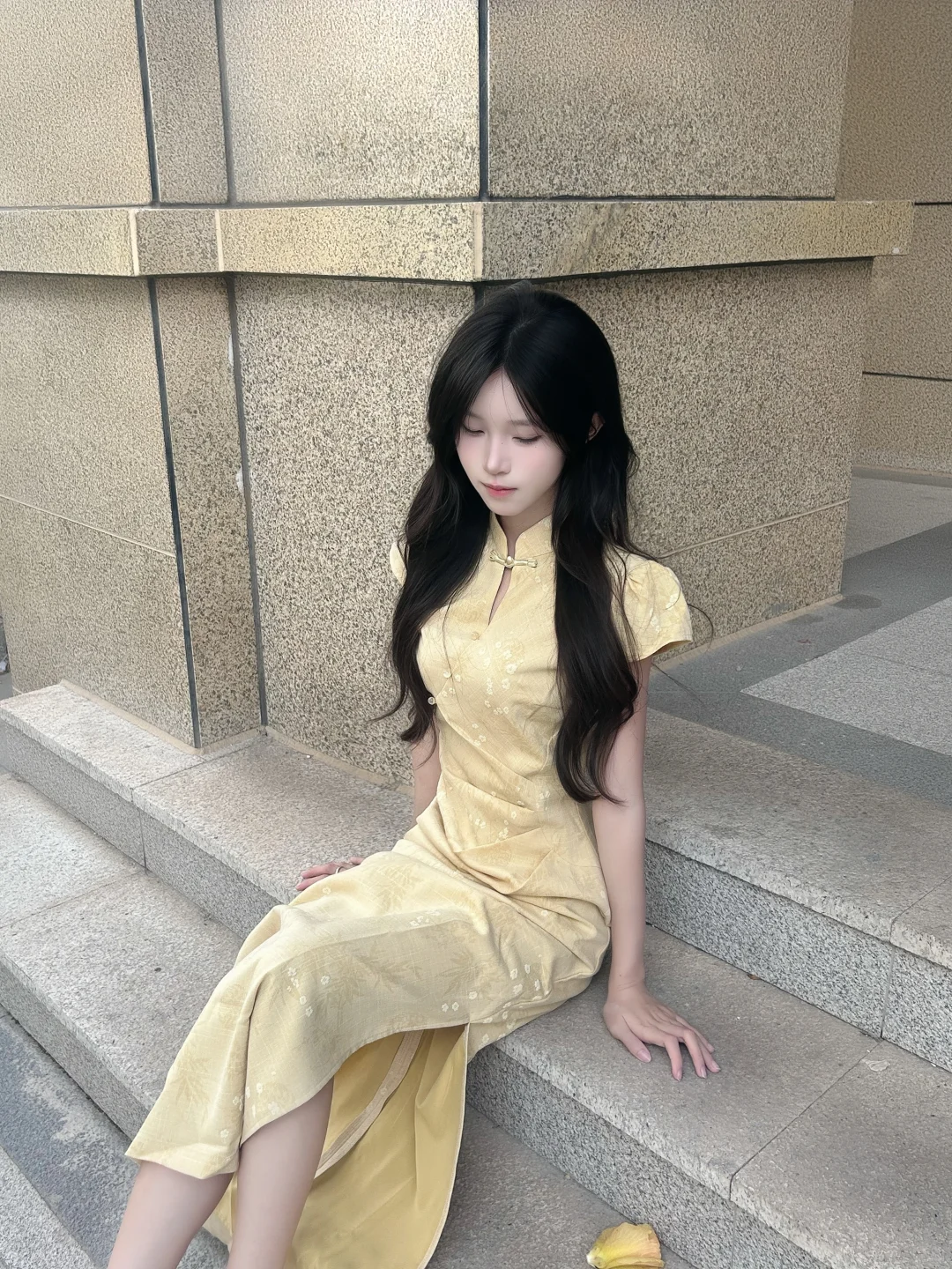 灿如春花 皎如秋月