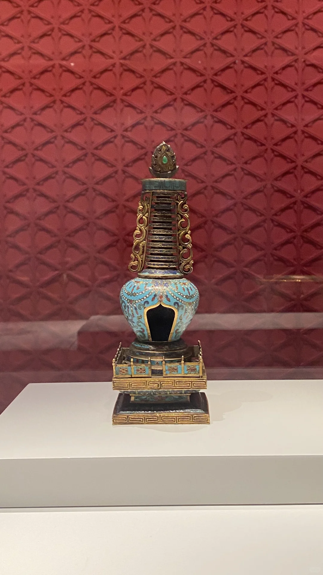 繁复而艳丽的美丽