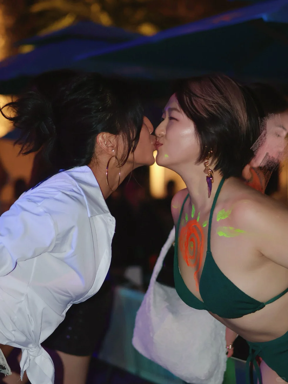 这个夏天的最后一件👙比基尼👙